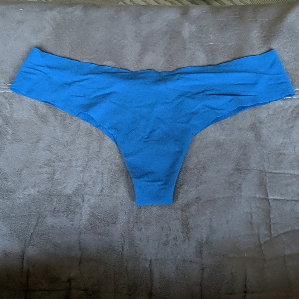 VS PINK EXTRA LOW RISE CHEEKY